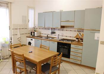 RIF. A000272 ADIACENZE VIA MONTEBELLO
