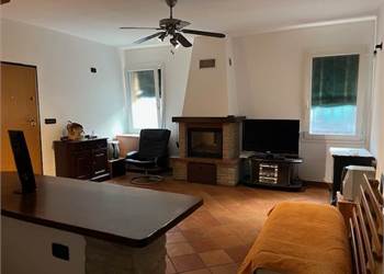 RIF. V000388 VIA OTELLO PUTINATI