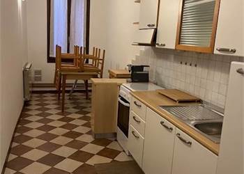 RIF. A000275 POSIZIONE CENTRALISSIMA